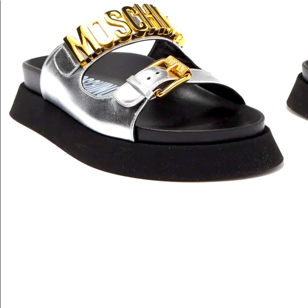 **MOSCHINO** Brand Logo Flat Sandal Black and Gold